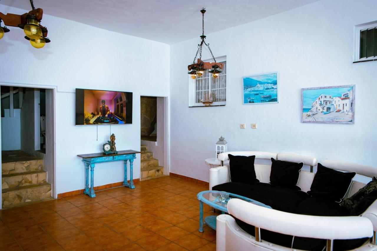 Hostel Blue Lagoon La Mareta المظهر الخارجي الصورة